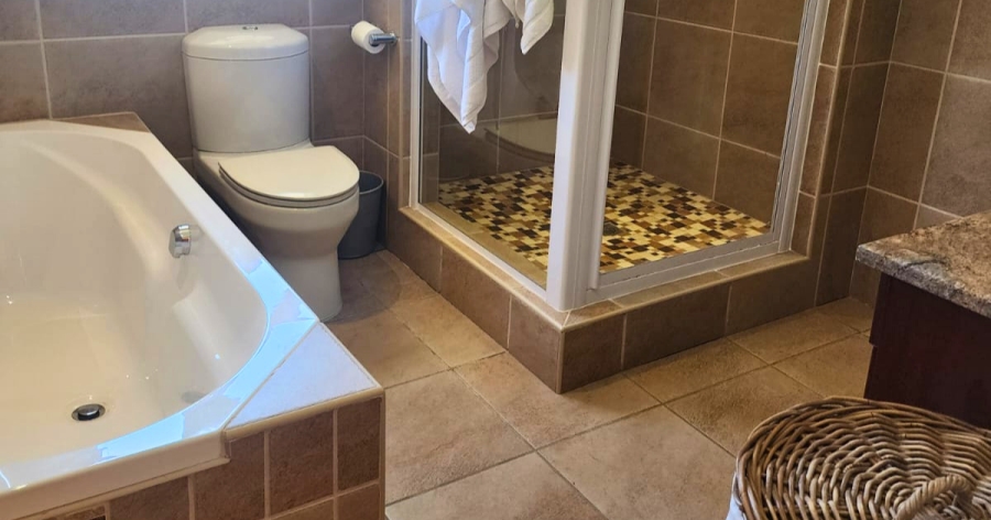 4 Bedroom Property for Sale in Mossel Bay Central Western Cape